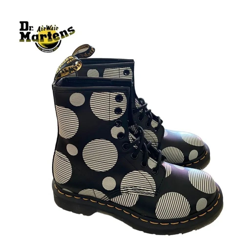 NEW in Box Dr. Martens 1460 Women's Polka Dot Smooth Leather Lace Boots 5